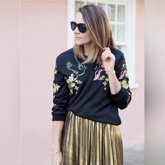 Cable & Gauge Tops - Cable & Gauge Embroidered Bird Sweatshirt